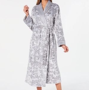 Charter Club Plus Size Long Plush Scroll-Print Rob M/L. No Tag
